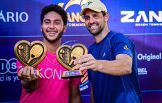 Foto: Richard de rosa e Christian de azul / Crédito: @ericfotosesportivas